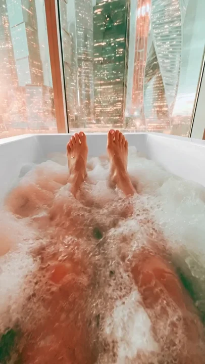 AI video for a romantic date with a Moscow City view