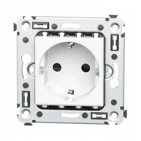 The socket is almost face-on again, a shadow falls along the edge of the face — white separates from the white backgroun
