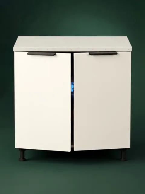 A blue glow appears in the gap between the doors. The turning point: something is lit inside while the module is still s