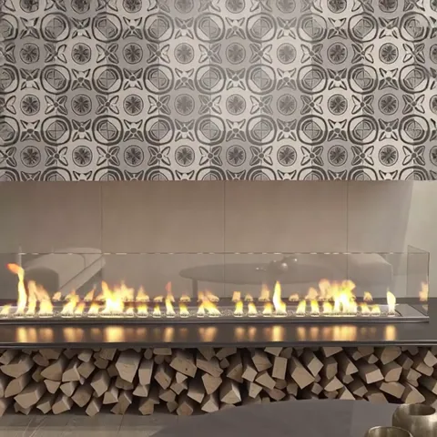 The finale: the panel nearly fills the frame, the line of fire beneath it. Five seconds of push-in have taken the buyer 