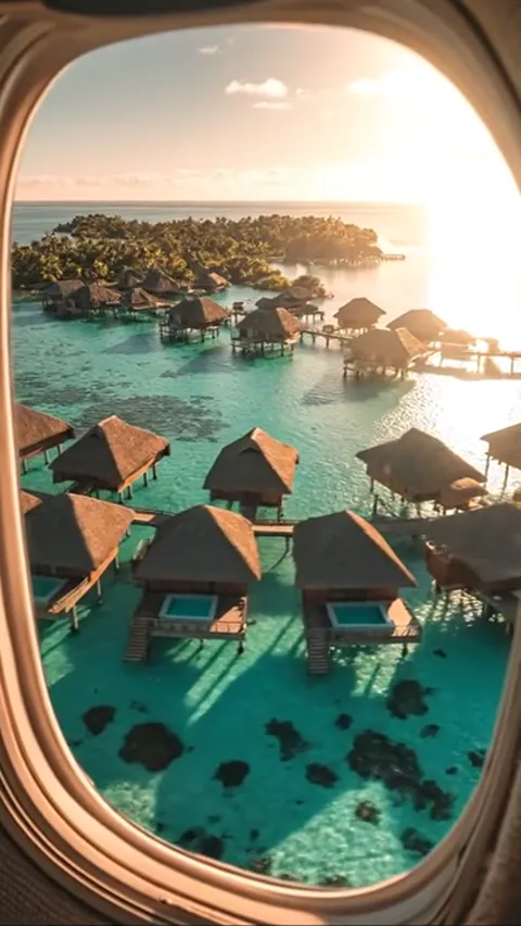 The finale: the island almost under the wing, sun on the water. Eight seconds have delivered what a hotel description sp